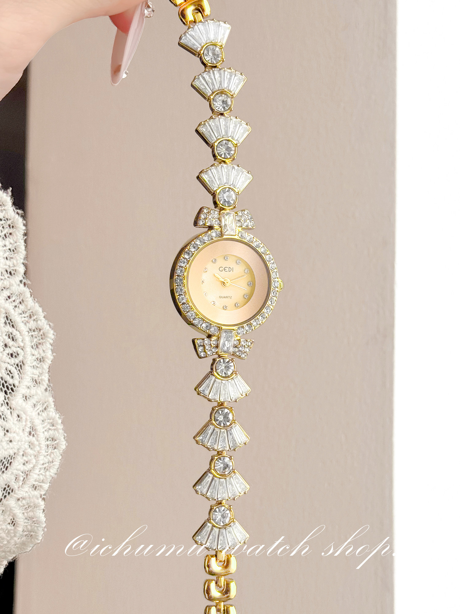 Meerjungfrauen-Damenuhr: Luxur – Luxury Watches Bewertung und Preis