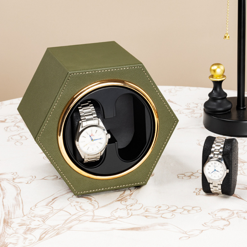 Neuer Typ-C Mini Einzelmotor U – Luxury Watch Winder Box Bewertung und Preis